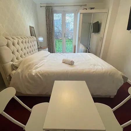 Room With Kitchen In Central London Exterior photo