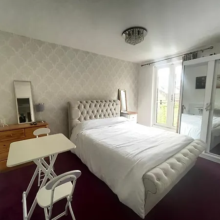 Room With Kitchen In Central London Exterior photo